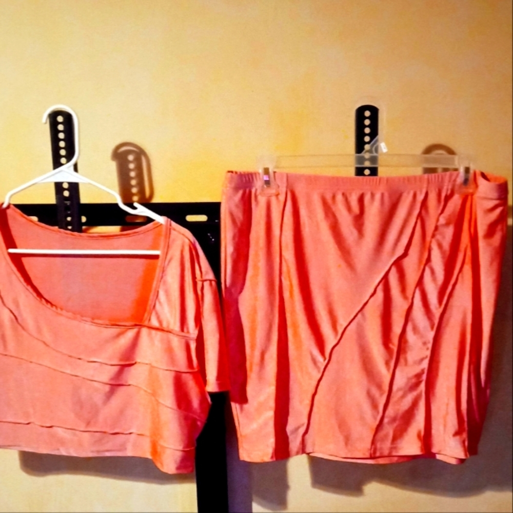 Women's plus size clothing